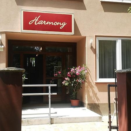 Harmony Panzio Bed & Breakfast Hajduszoboszlo Bagian luar foto